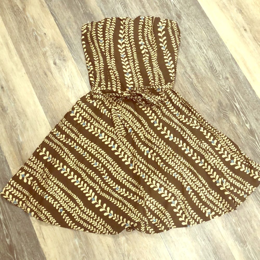 Strapless day dress